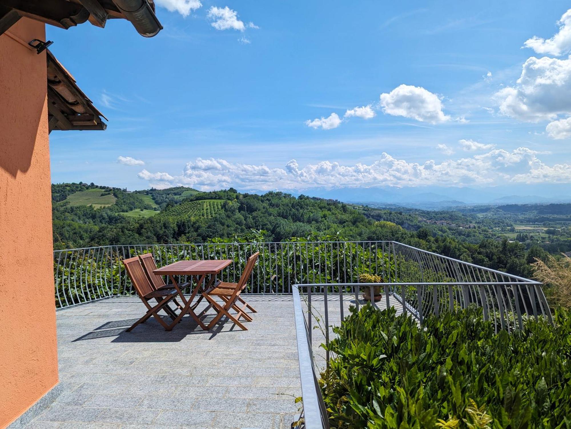 Вилла Casa Felice Farigliano Экстерьер фото
