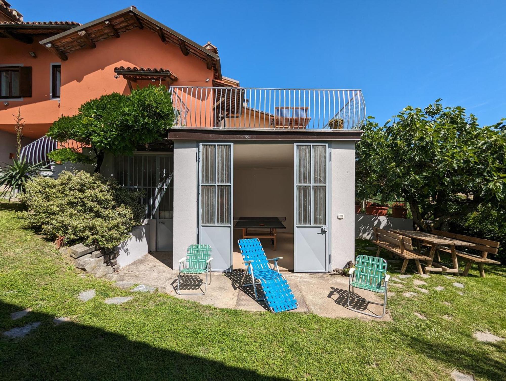 Вилла Casa Felice Farigliano Экстерьер фото