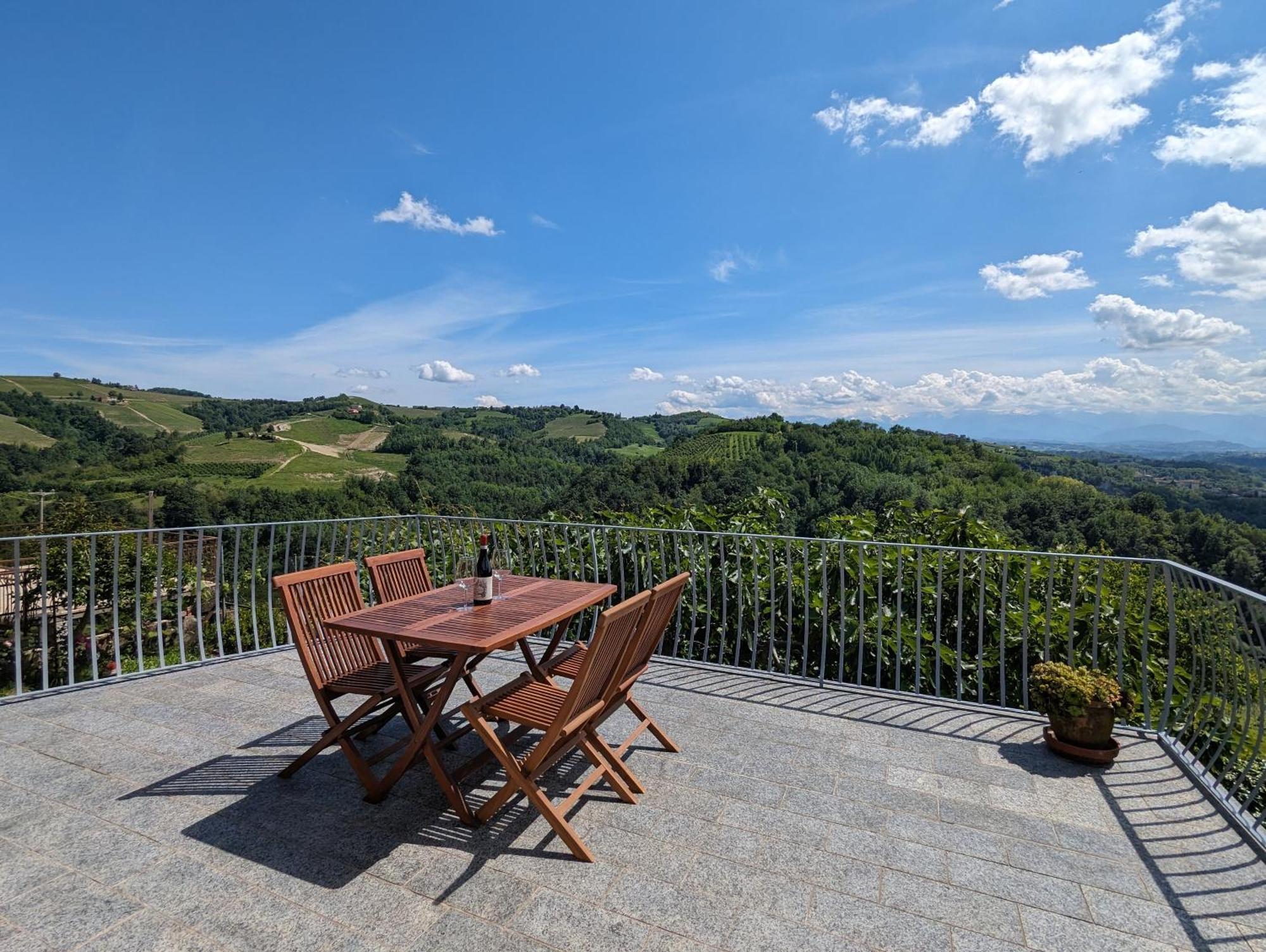 Вилла Casa Felice Farigliano Экстерьер фото